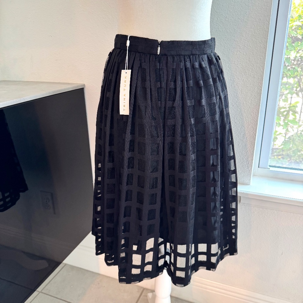 NWT Trina Turk Sarita Windowpane Mesh Lace‎ High Waist Skirt Pleated Size 4 E